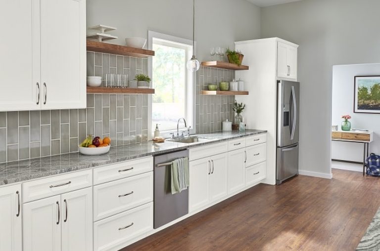 Signature Pearl Cabinets